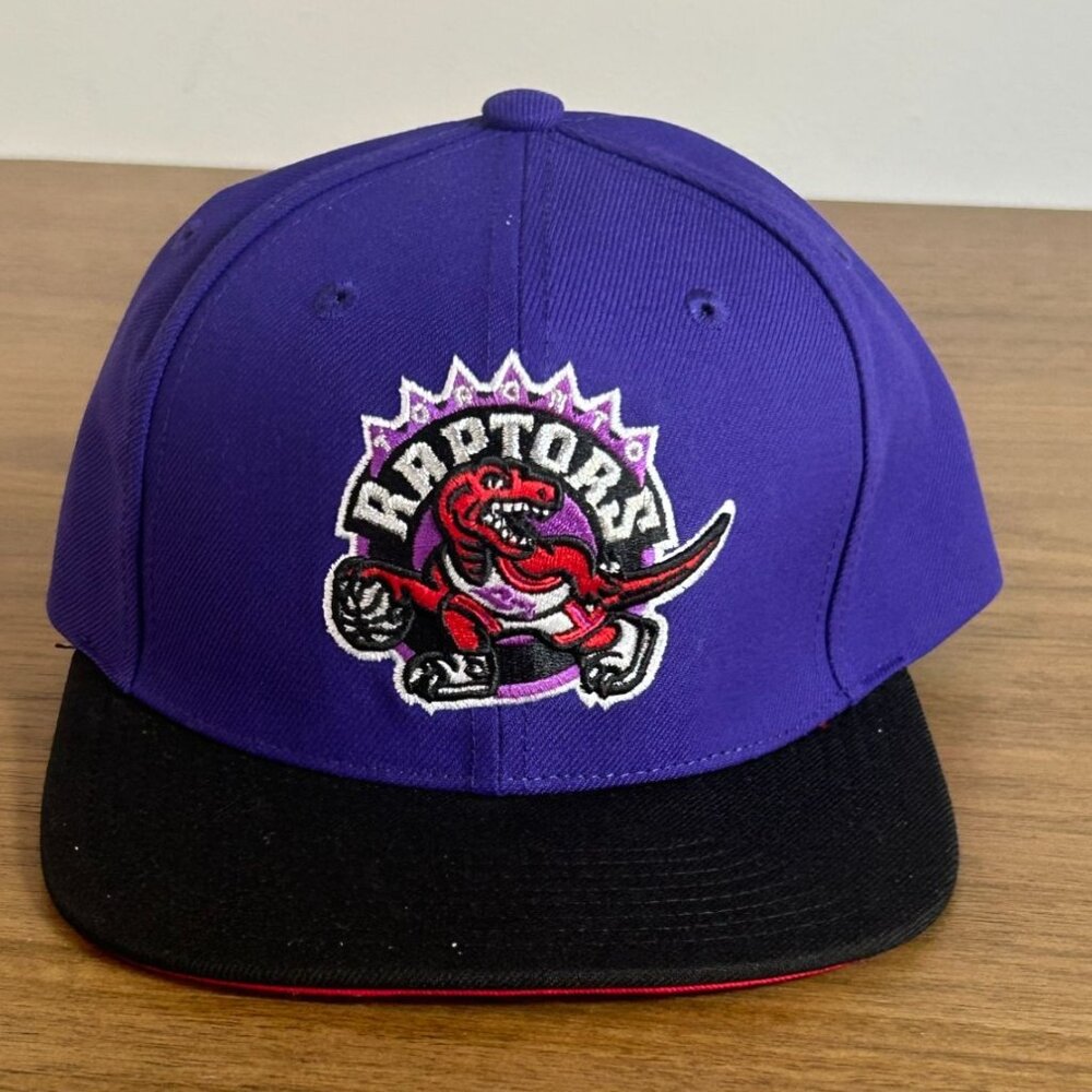 NWT Toronto Raptors NBA Mitchell & Ness x HWC Snapback Adjustable Throwback